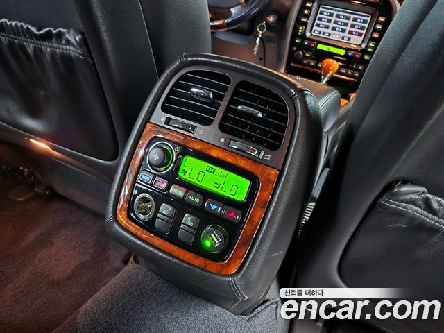 Jaguar XJ-8 2005 — photo 18