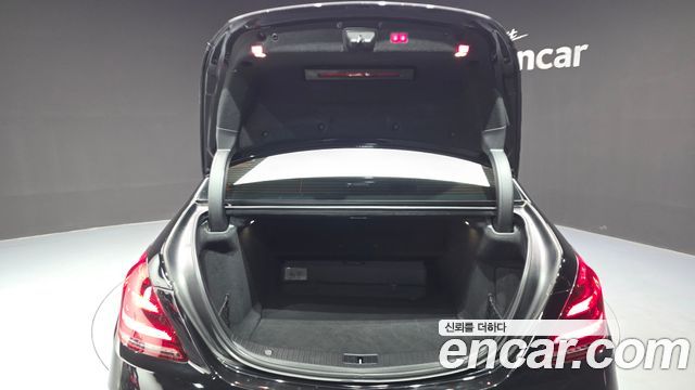 Mercedes-Benz S-Class 2018 — photo 20