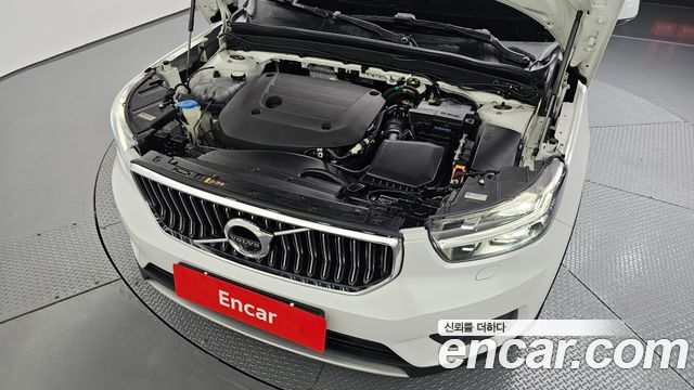 Volvo XC40 2021 — photo 6