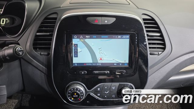 Renault Korea QM3 2018 — photo 14