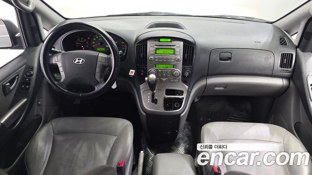 Hyundai Starex 2014 — photo 10