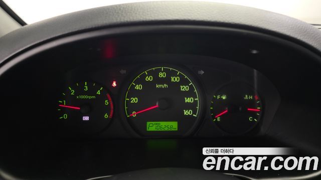 Hyundai Starex 2014 — photo 11