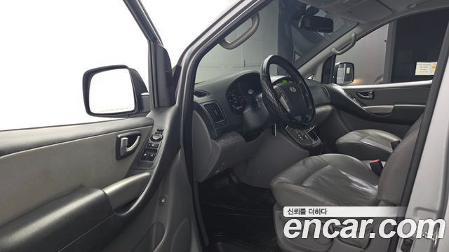 Hyundai Starex 2014 — photo 13