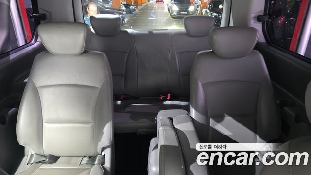 Hyundai Starex 2014 — photo 17