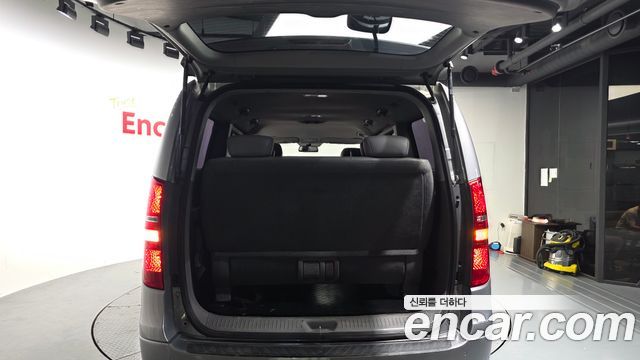 Hyundai Starex 2014 — photo 28