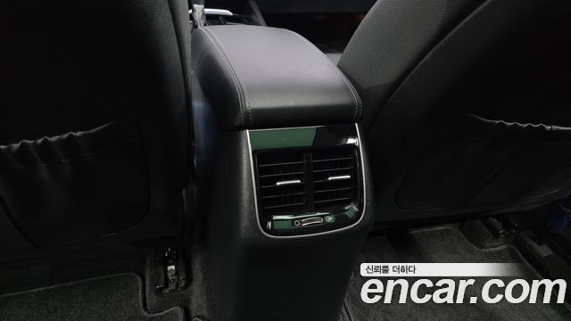 Kia K7 2017 — photo 23