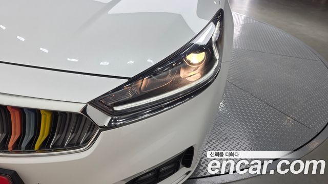 Kia K7 2017 — photo 8