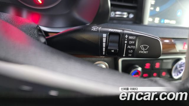 Kia K7 2017 — photo 30