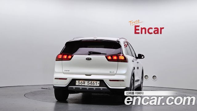 Kia Niro 2017 — photo 4
