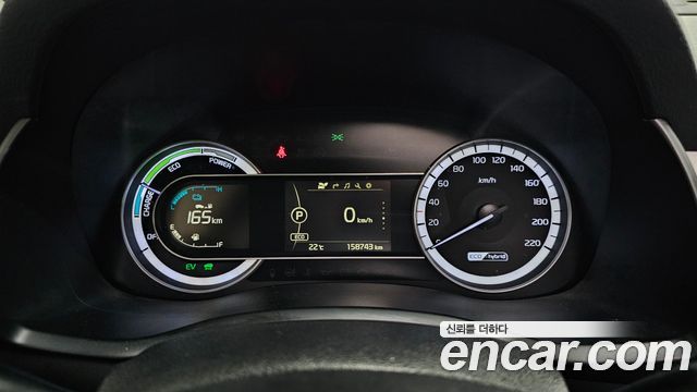 Kia Niro 2017 — photo 11