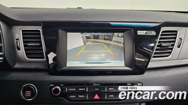 Kia Niro 2017 — photo 20