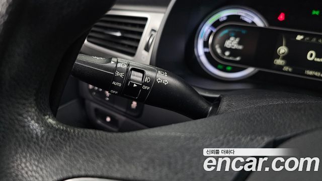 Kia Niro 2017 — photo 25