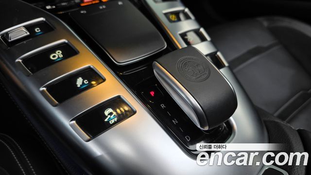Mercedes-Benz AMG GT 2021 — photo 12
