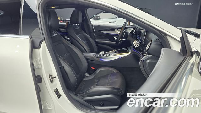 Mercedes-Benz AMG GT 2021 — photo 13