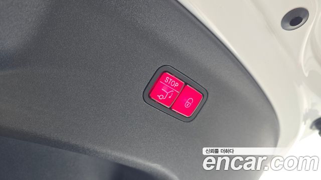 Mercedes-Benz AMG GT 2021 — photo 26