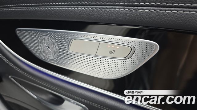 Mercedes-Benz AMG GT 2021 — photo 32