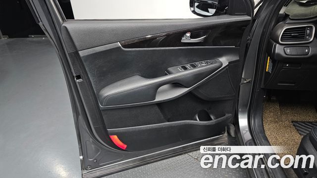 Kia Sorento 2015 — photo 14