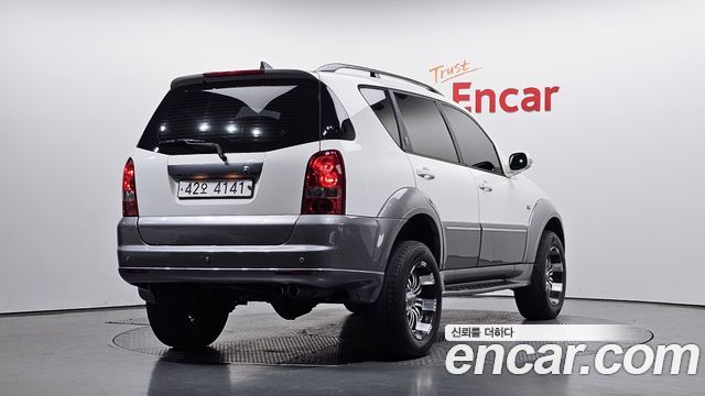 KG Mobility Rexton 2011 — photo 2