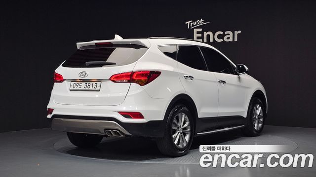 Hyundai Santafe 2018 — photo 2