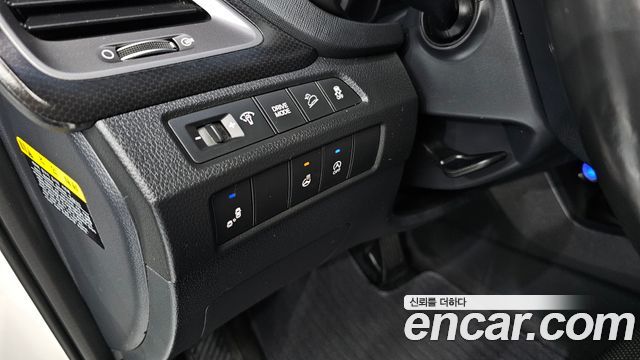 Hyundai Santafe 2018 — photo 24
