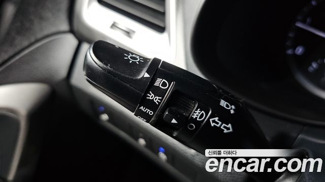 Hyundai Santafe 2018 — photo 33