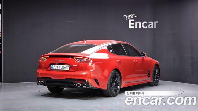 Kia Stinger 2018 — photo 2