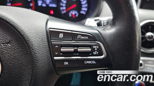 Kia Stinger 2018 — photo 16