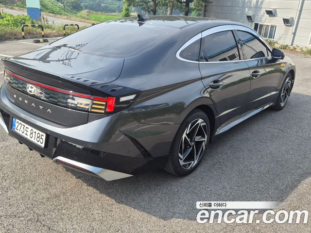 Hyundai Sonata 2025 — photo 2