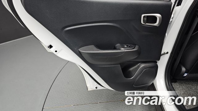 Hyundai Venue 2022 — photo 15