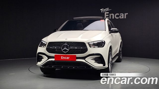 Mercedes-Benz GLE-Class 2026 — photo 3