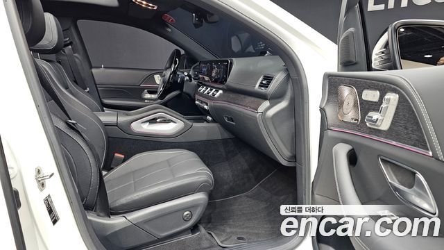 Mercedes-Benz GLE-Class 2026 — photo 11