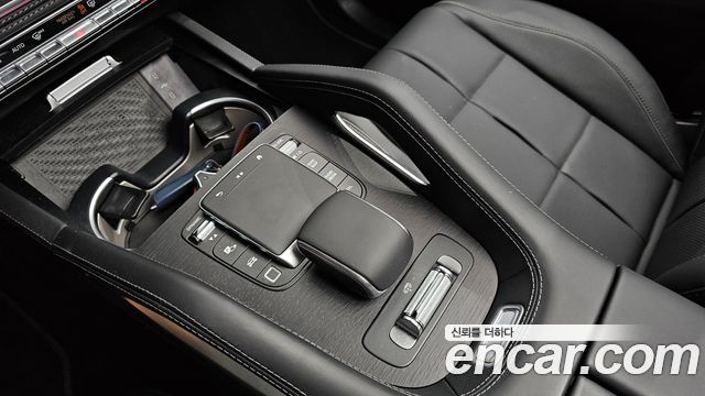 Mercedes-Benz GLE-Class 2026 — photo 17