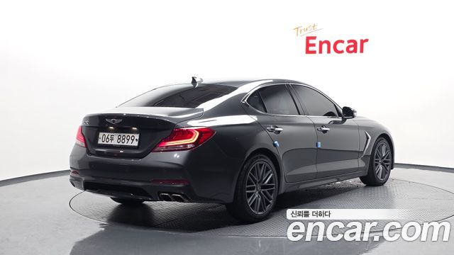 Genesis G70 2018 — photo 2