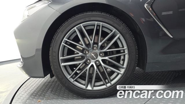 Genesis G70 2018 — photo 5