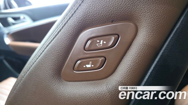 Genesis G70 2018 — photo 20