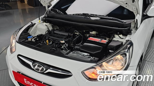 Hyundai Accent 2015 — photo 6