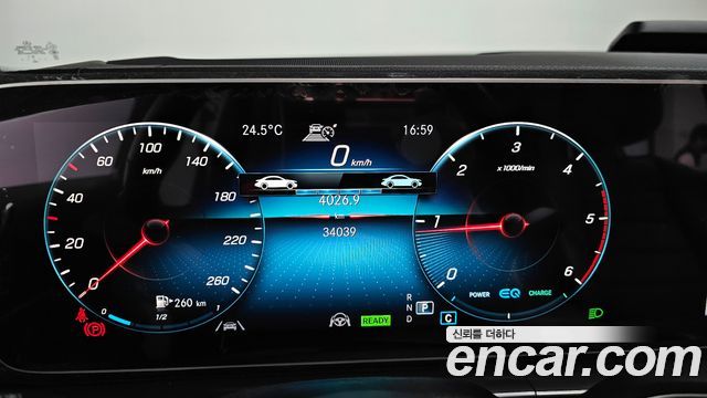 Mercedes-Benz GLE-Class 2023 — photo 8