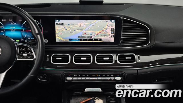 Mercedes-Benz GLE-Class 2023 — photo 15