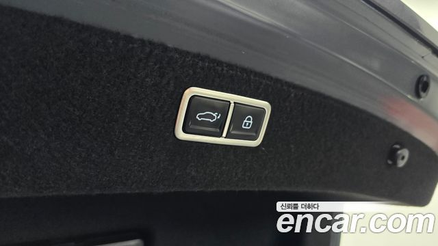 Genesis G80 2021 — photo 24