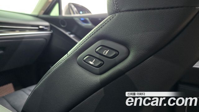 Genesis G80 2021 — photo 28