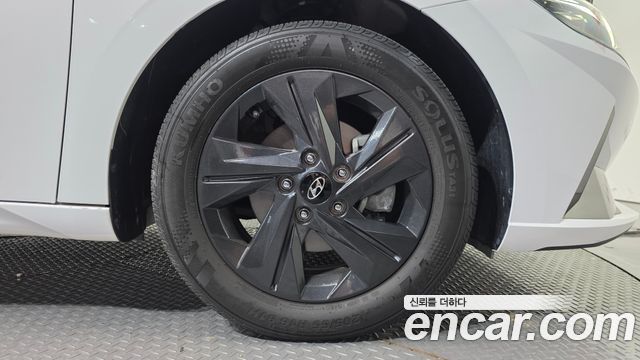 Hyundai AVANTE 2023 — photo 5