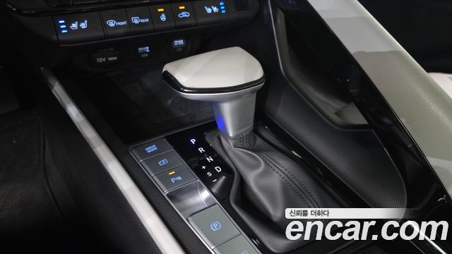 Hyundai AVANTE 2023 — photo 12