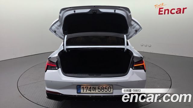 Hyundai AVANTE 2023 — photo 25