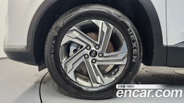 Hyundai Santafe 2021 — photo 5