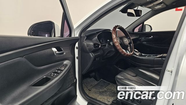 Hyundai Santafe 2021 — photo 10