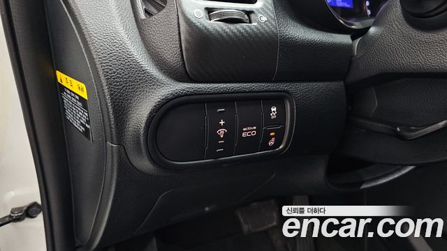 Kia K3 2015 — photo 26