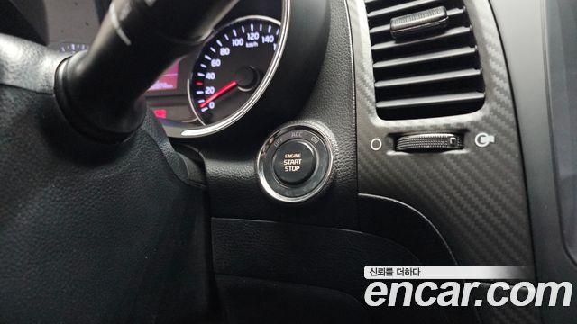 Kia K3 2015 — photo 27