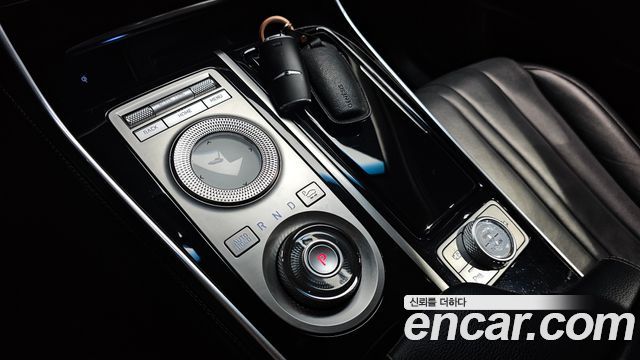 Genesis GV80 2021 — photo 12