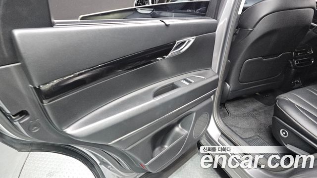 Genesis GV80 2021 — photo 15