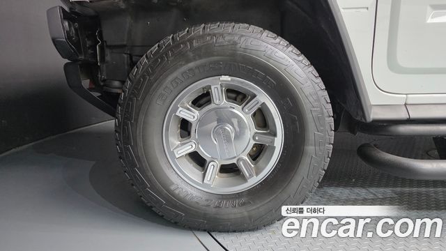 Hummer H2 2004 — photo 5